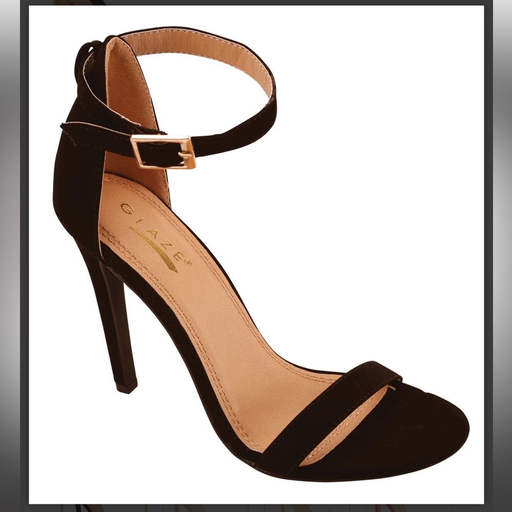 Woman’s 8.5 black glaze chaplie-1